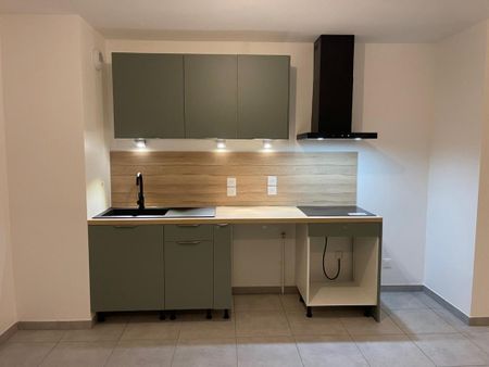 Location Appartement 2 pièces 48m² THONON LES BAINS 74200 - Photo 3
