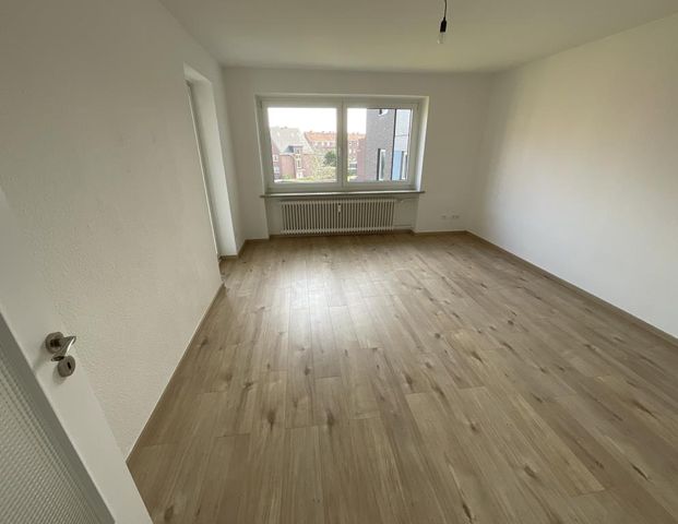 Demnächst frei! 4-Zimmer-Wohnung in Wilhelmshaven Heppens - Photo 1