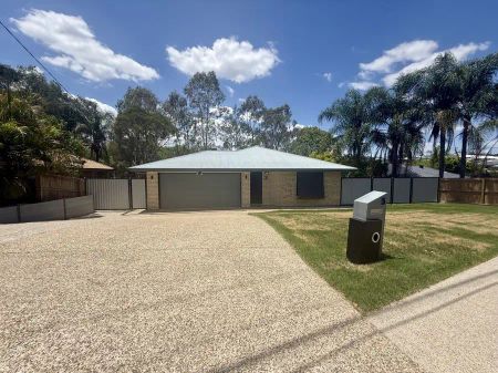 “Step into modern comfort with this beautiful newly renovated 3 bedroom home!” - Photo 4