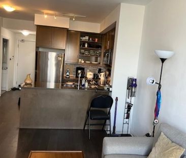 For Lease - 55 Oneida Crescent Unit# 1207, Richmond Hill, Ontario - Photo 2