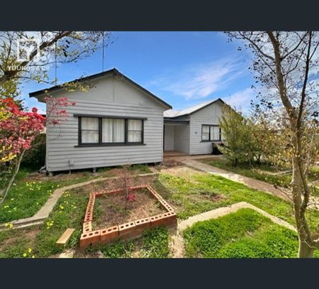 21 Hillsborough Ave, Shepparton, Vic 3630 - Photo 5