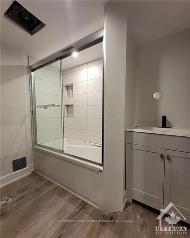 For Lease - 814 SMYTH Road Unit# B, Elmvale Acres and Area, Ontario - Photo 4