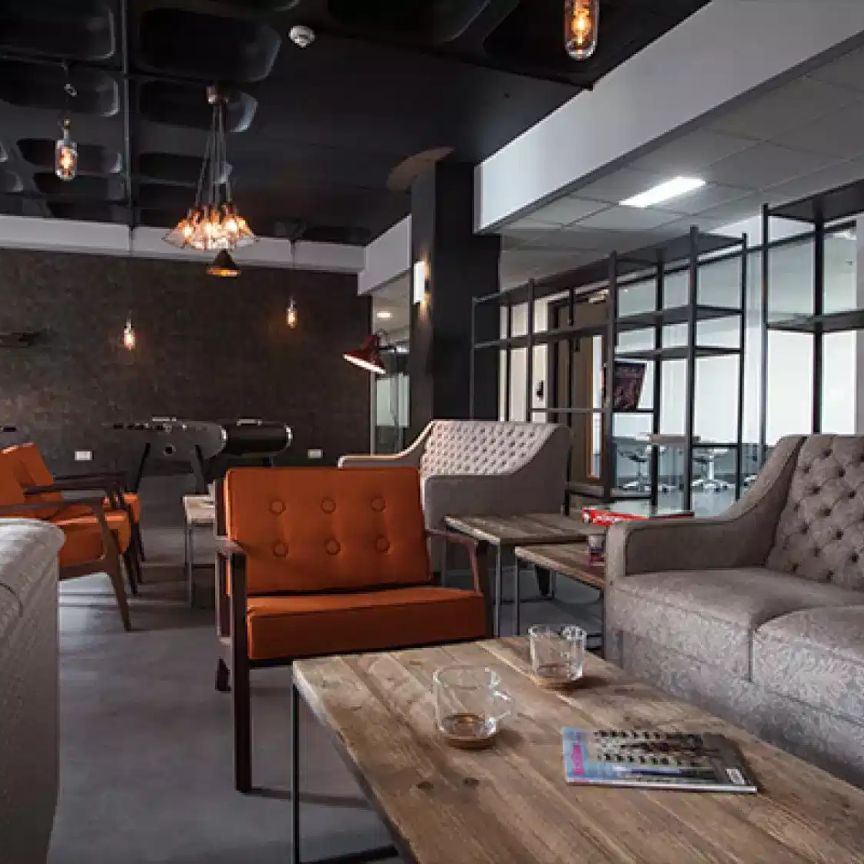 Silver Studio Plus - Photo 1