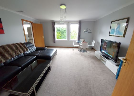 3 Bed Flat, Headland Court, AB10 - Photo 1