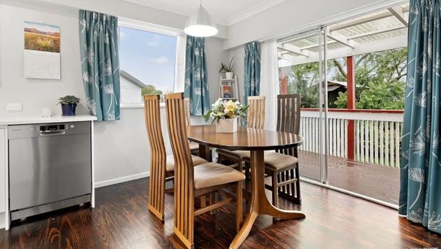 Family home in Manurewa - Photo 1