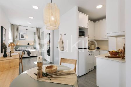 1 room luxury Apartment for rent in Barcelona, Spain - Photo 5