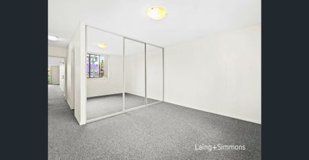 Modern two-bedroom apartment in prime location - Photo 2