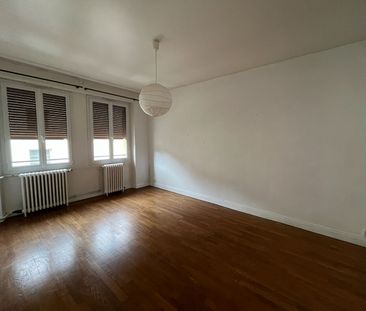 Location Appartement 5 pièces 133m² - Photo 1