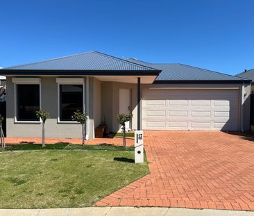 27 Archer Street, Pearsall, WA 6065 - Photo 3