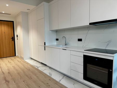 Mieszkanie do wynajęcia - Warszawa, Prosta - Zdjęcie 5