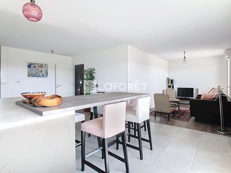 Apartment - Photo 2