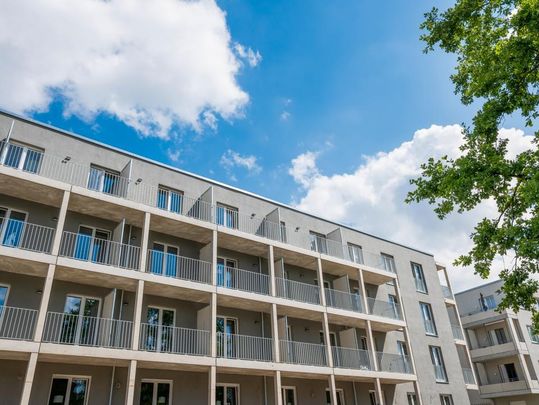 Stylish wohnen. Urban leben. Willkommen im BERLIN FOUR. - Photo 1