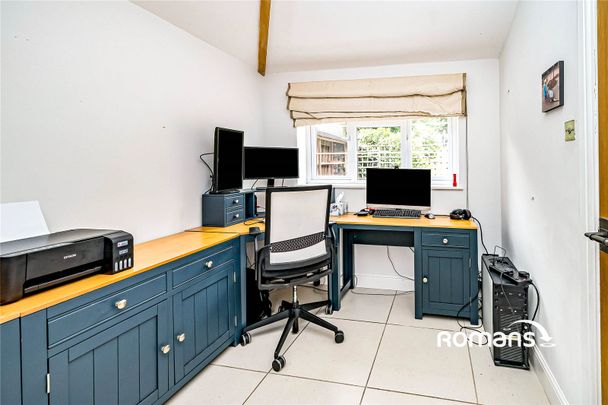 4 bedroom house to rent - Photo 1