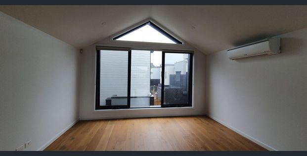 Low-Maintenance Living in a Prime Reservoir Location - Photo 1