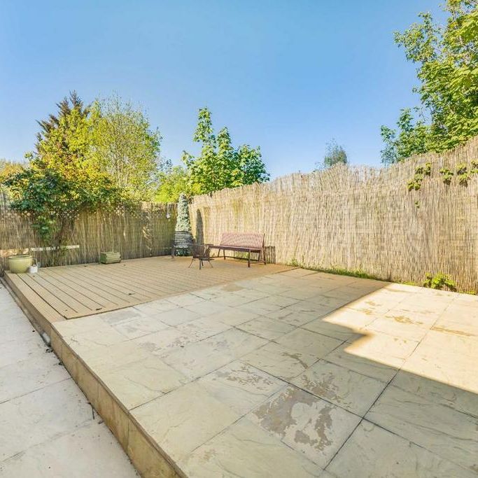 4 bedroom house to rent - Photo 1