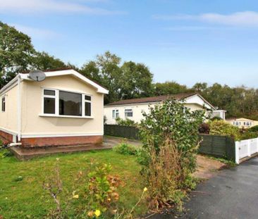 2 bedroom park home to rent - Photo 1