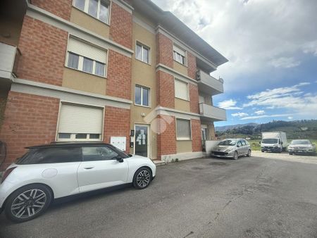 Quadrilocale in affitto - Photo 3