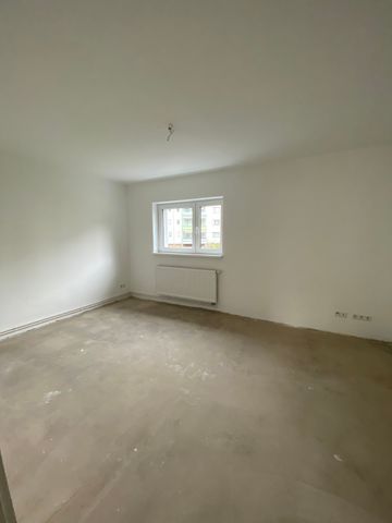 Schicke Erdgeschosswohnung im modernisierten Wohngebiet // EG rechts - Photo 2