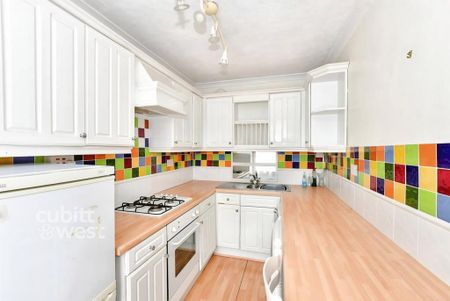 1 bedroom flat to rent - Photo 3