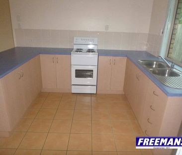 Unit in Triplex - Photo 3