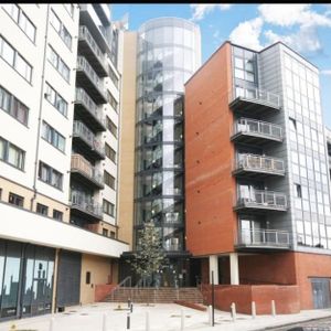 2 Bed Flat, Perth Road, IG2 - Photo 3