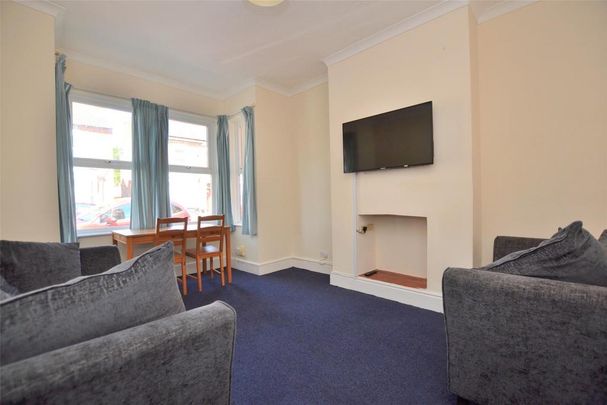 5 bedroom semi-detached house to rent - Photo 1