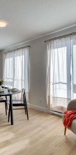 2 CH - 1 SDB - Huntingdon - $1,250 /mo - Photo 1