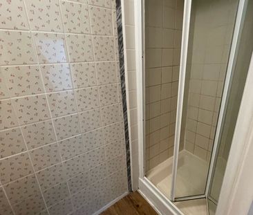 Room in a Shared House, Higham Station Avenue, E4 - Photo 1