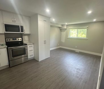For Lease - 199 Avondale Boulevard Unit# Unit 2, Brampton, Ontario - Photo 6