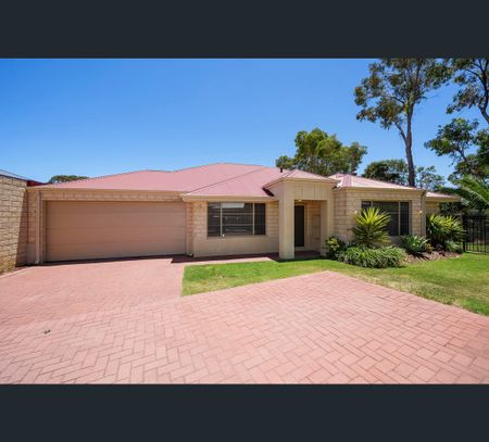 8 Tall Karri Close, Camillo, WA 6111 - Photo 3