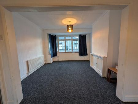 3 bedroom terraced house to rent - Photo 3