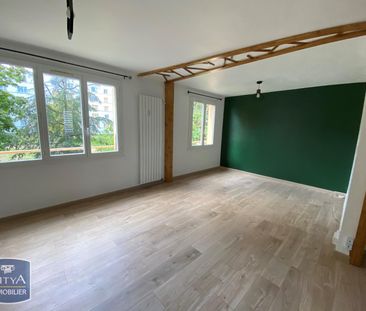 Location Appartement 3 pièces 63m² VILLEFRANCHE SUR SAONE 69400 - Photo 2