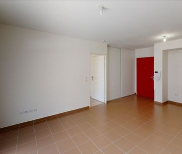 Location Appartement 2 pièces 41m² - Photo 4
