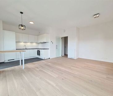 Appartement te huur - Foto 2