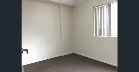 Modern Living in Liverpool City - Photo 3