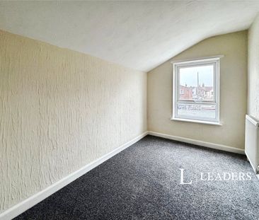3 bedroom house to rent Raglan Street, NR32 - Photo 3