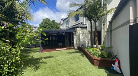 Immaculately Presented Family Home in a Peaceful Area! - Photo 3