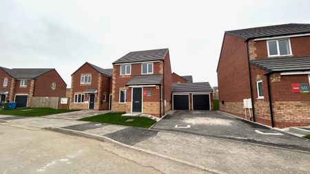 3 bedroom detached house to rent - Photo 4