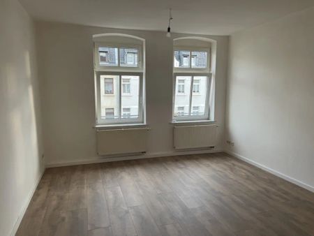 Neu renovierte helle 2 ZKB-Wohnung in zentraler Lage - 500 € Küchenzuschuss !! - Photo 2