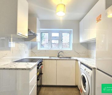 3 bedroom semi-detached house to rent - Photo 6