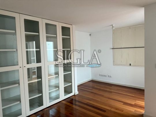 4 room luxury House for rent in Circunvalacao (Matosinhos), Matosinhos, Distrito do Porto - Photo 1