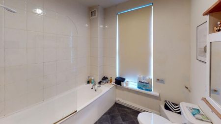 2 bedroom terraced house to rent - Photo 5