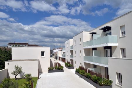 Location Appartement 2 pièces 44m² - Photo 4