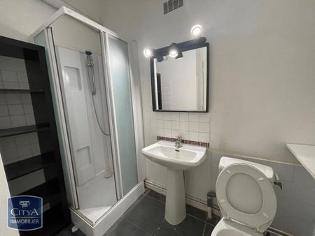 Location Appartement 2 pièces 32m² CLERMONT FERRAND 63000 - Photo 2