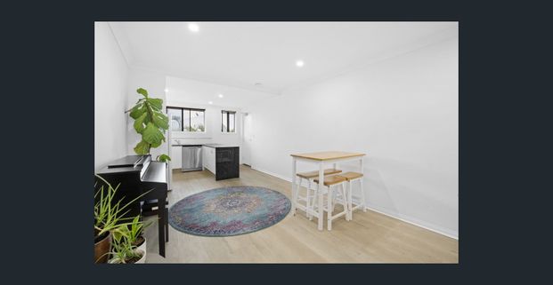 Coastal Charm in a Boutique Block – Modern & Ready to Move In! - Photo 1