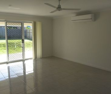 LARGE FAMILY HOME - Photo 1