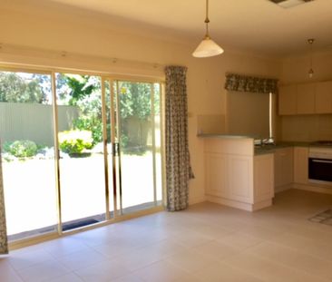 Hidden gem tucked away in a quiet spot! - Photo 5