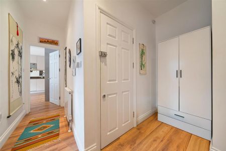 2 bedroom apartment to rent - Photo 4