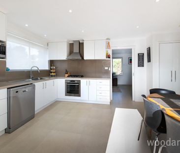 Lovely unit in Blackburn north! - Photo 2