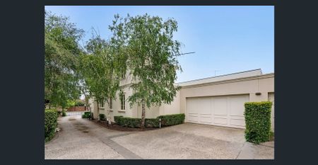 Stunning Golden mile home - Photo 3